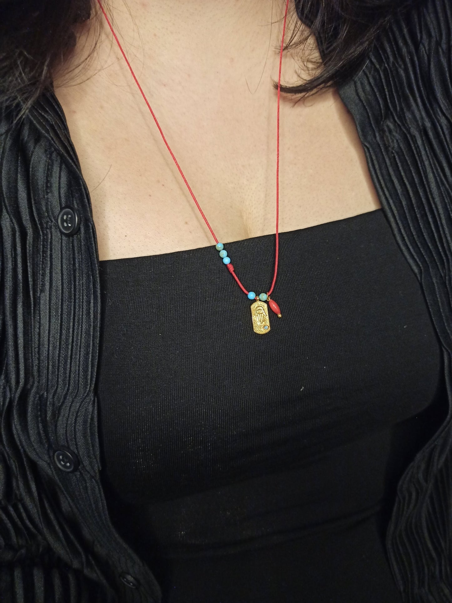 Gümüş Fatmanın Eli Charm Kolye , Kırmızı İpli