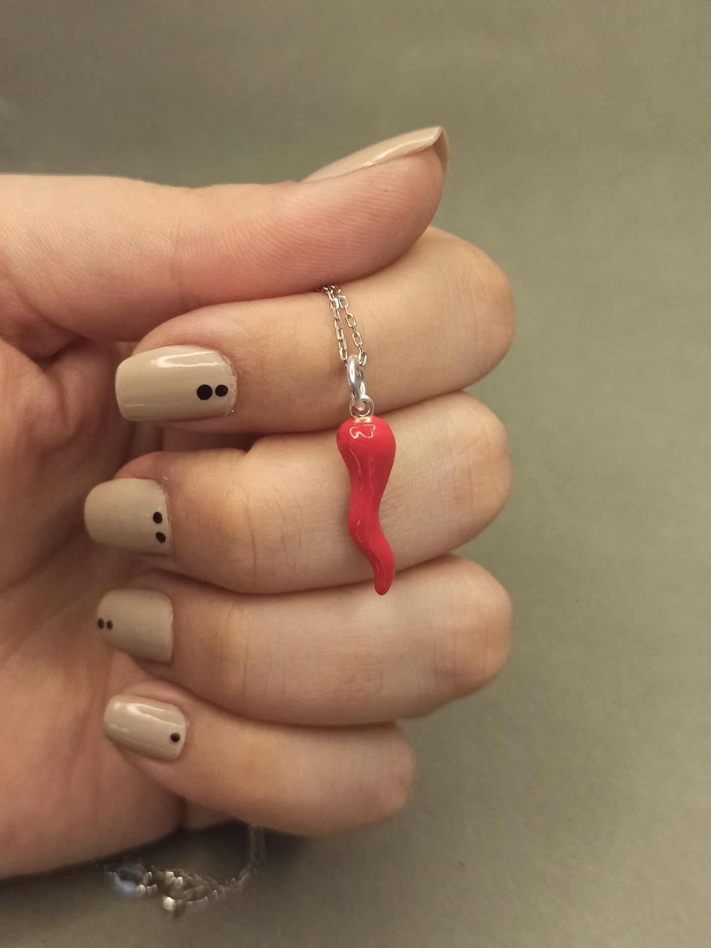 Gümüş Kırmızı Cornicello Kolye, İtalyan Şans Boynuzu