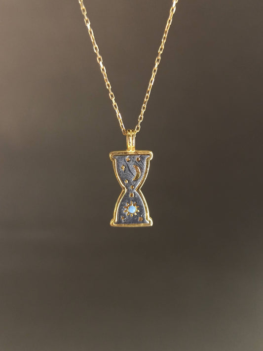 Gümüş Kum Saati Kolye, Ay Güneş Yıldız Motifli