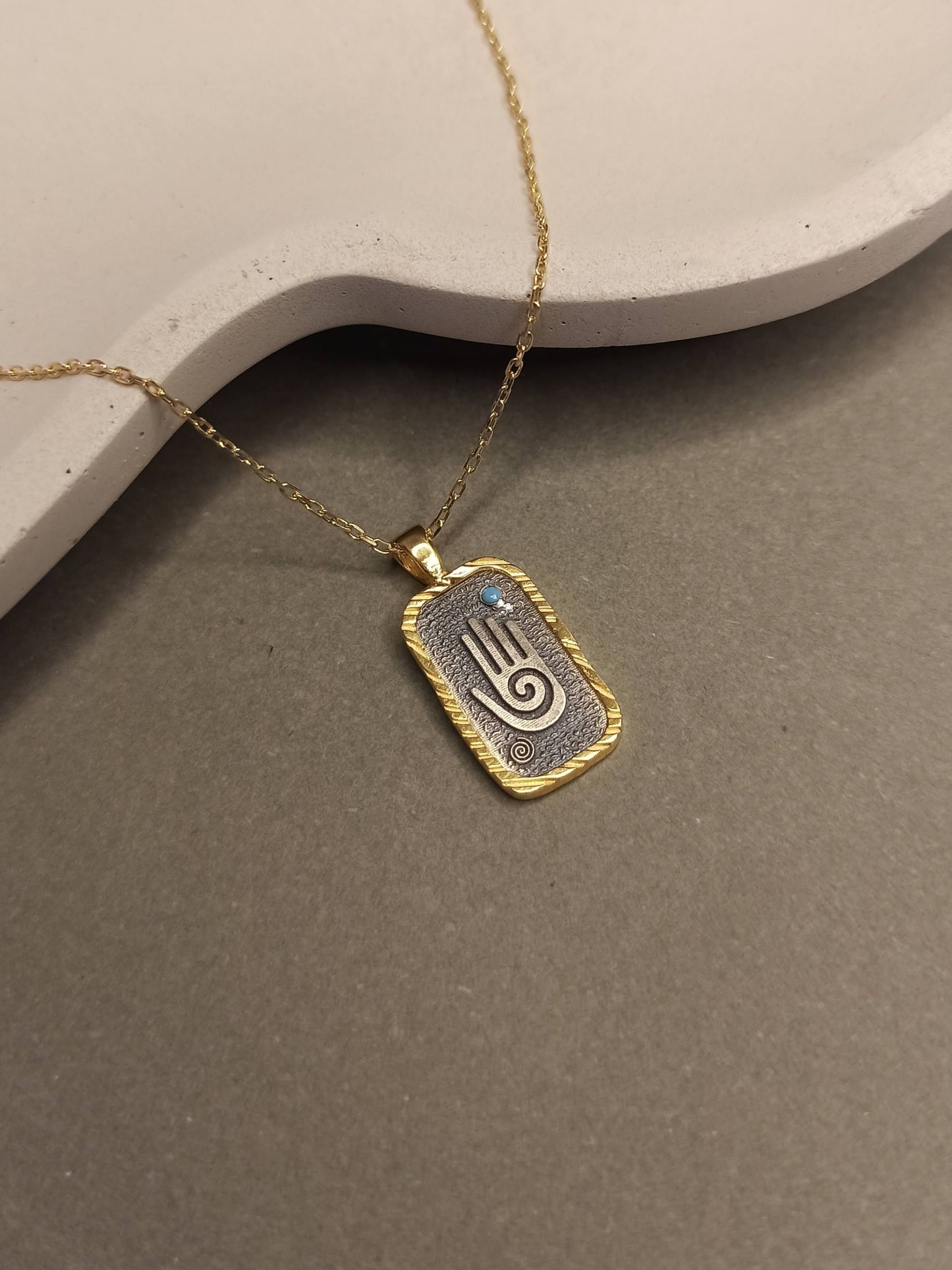 Gümüş Turkuaz Taşlı Fatma'nın Eli Madalyon Kolye