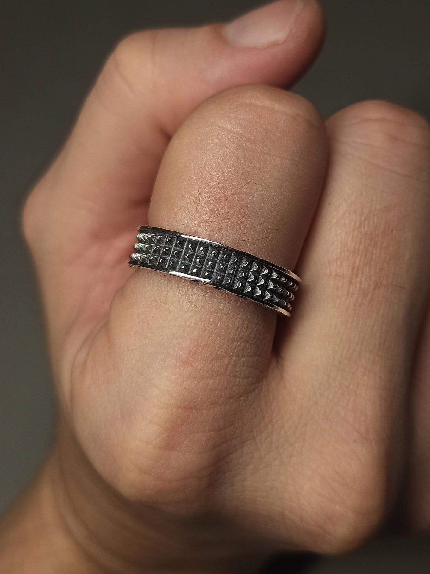 Piramit Motifli Gümüş Erkek Yüzüğü, Ayarlanabilir